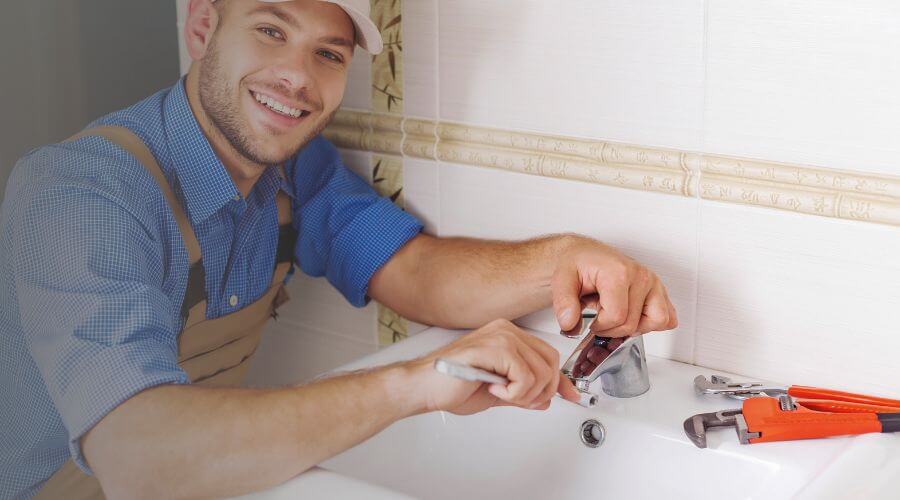 Professional clogged drains services in Leming, TX
